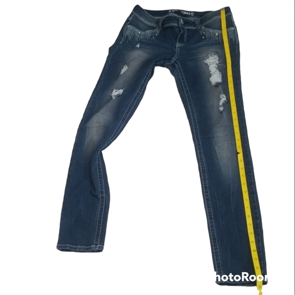 Almost Famous Distressed Blue Jean. Size 9 - Picture 12 of 13